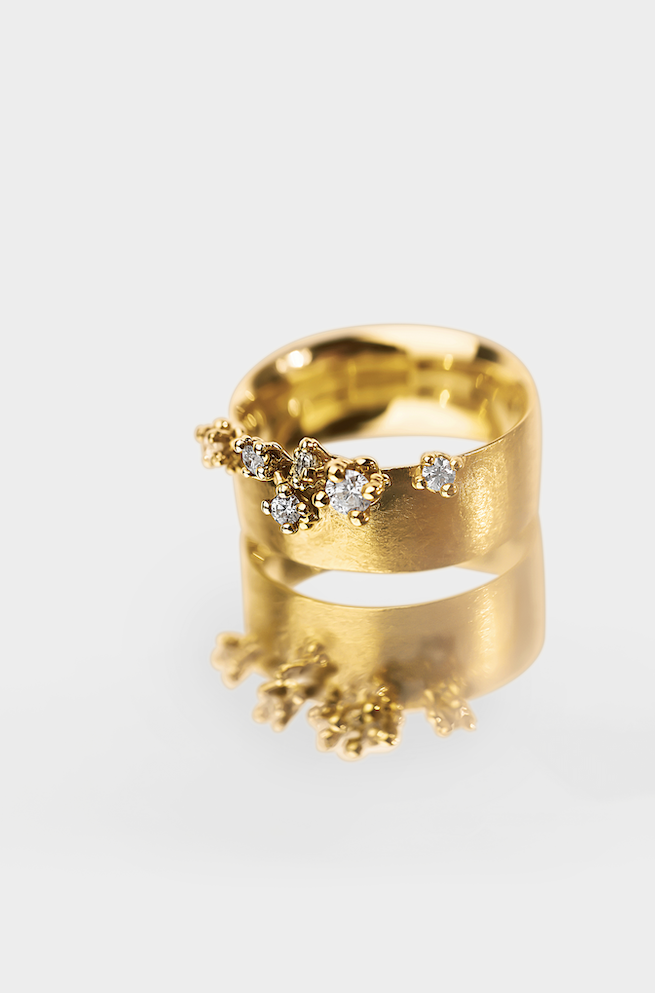 18k Yellow Gold Ring with Diamonds – Royal Constellation