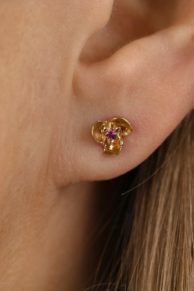 14k Yellow Gold Stud Earrings with Tourmaline – Flowers of Happiness