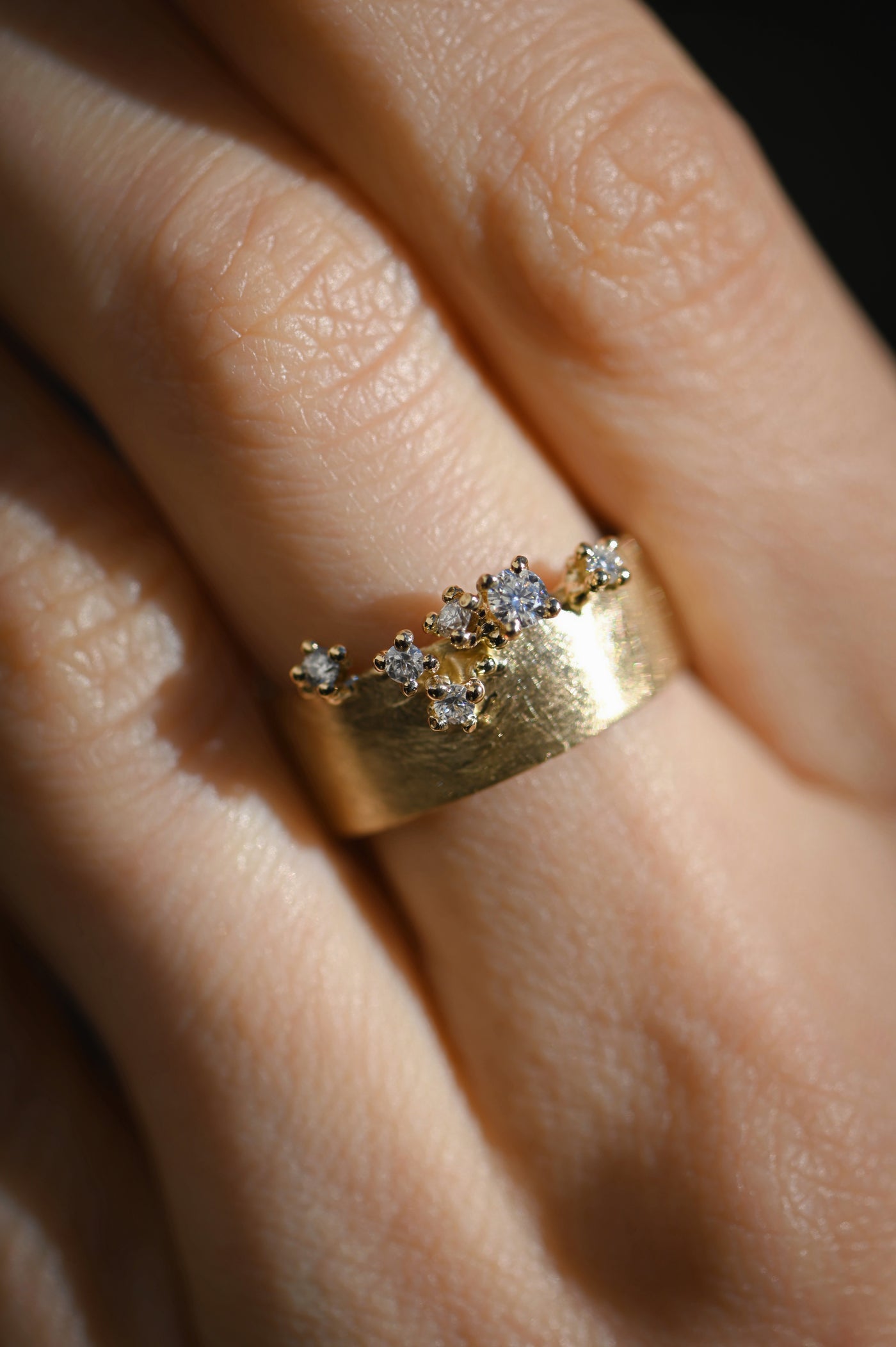 14k Gold ring with diamonds "ROYAL STARS"