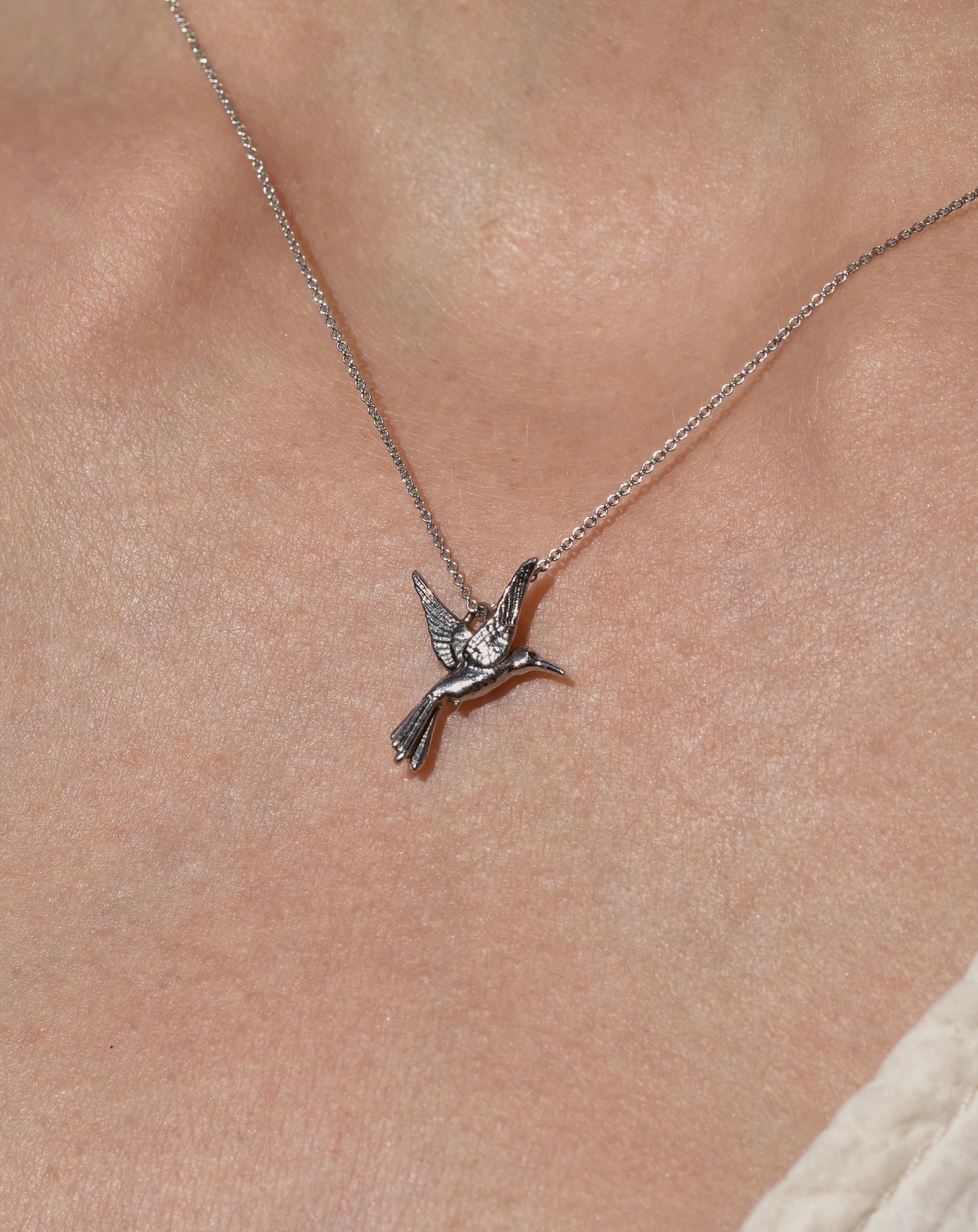 14k gold necklace "WHITE GOLD COLIBRI"