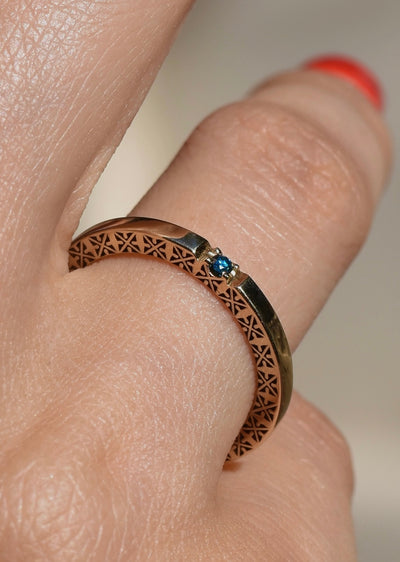 14 k gold ring with blue diamond "FAIRY RING"